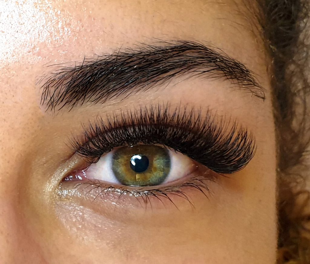 volume-lashes